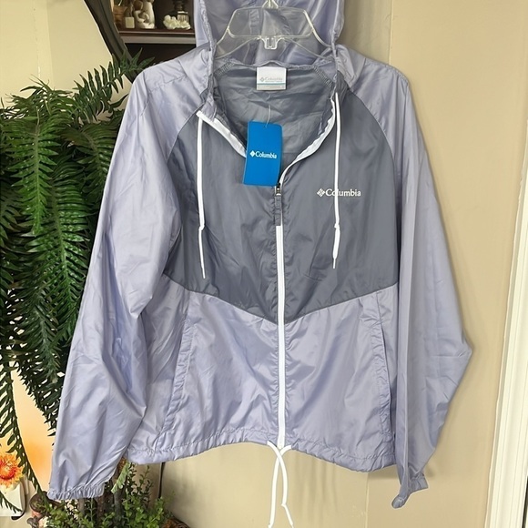 Brand New Columbia Zippered Windbreaker Jacket Purple Hooded Lightweight Hiking - Picture 3 of 13
